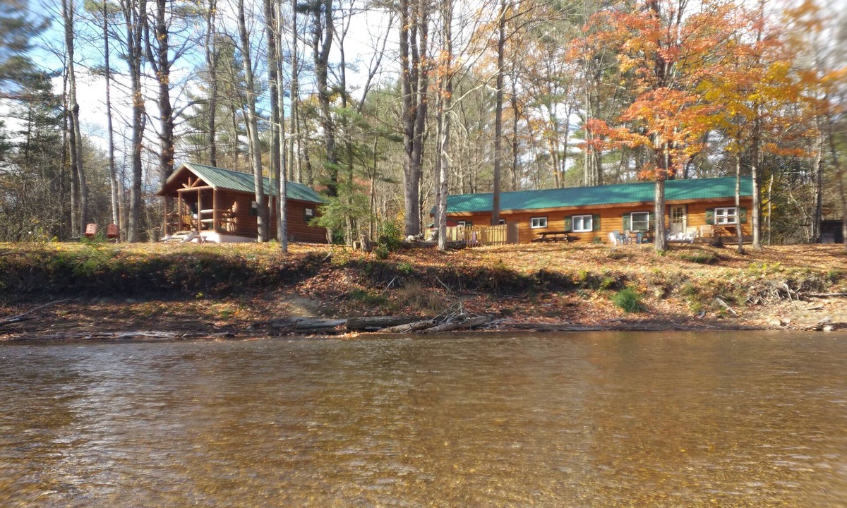 Warrensburg Cabin | WATERFRONT and AFFORDABLE