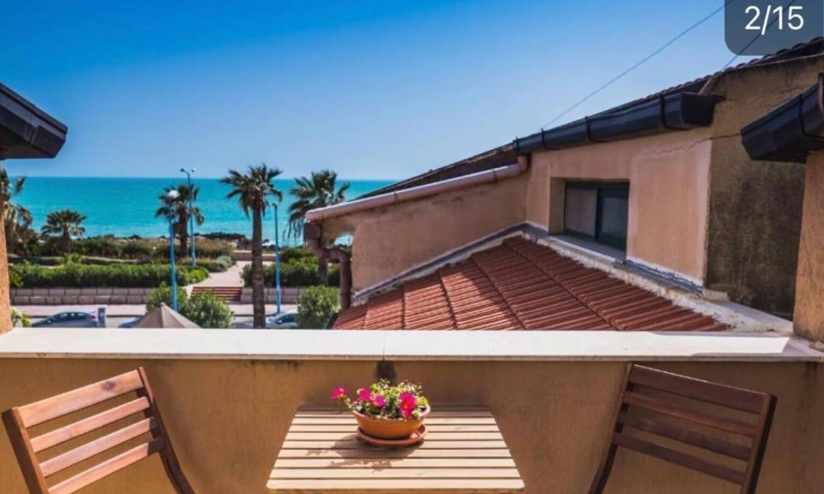 San Leone Apartment | Waterfront Apartment in San Leone with Sea View