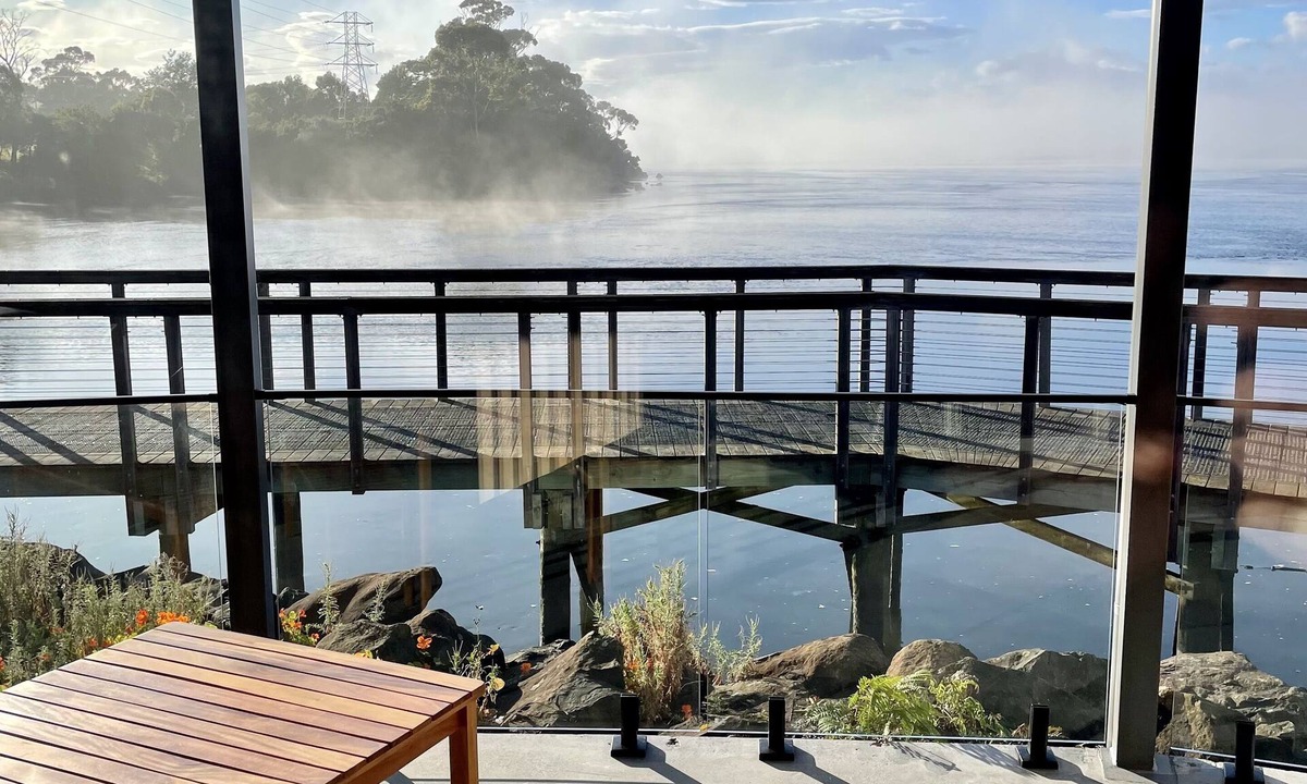 Miandetta Hotel | Waterfront Apartments