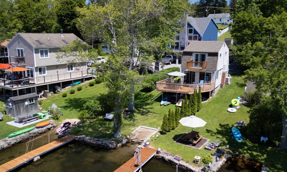 Winchester Cottage | Waterfront Cottage at Highland Lake w/dock