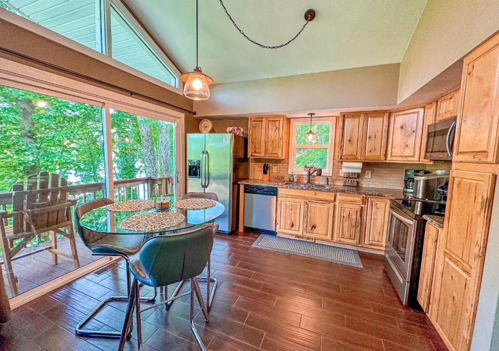 Moneta House | Waterfront Cottage on Quiet Cove!Game Room! Fire Pit! Pet Friendly!