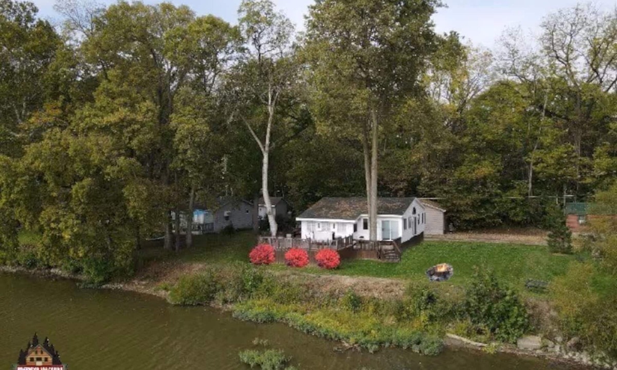 Colton Cottage | Waterfront Cottage with Hot Tub! Sleeps 6, Free Kayaks, Bikes & Hiking Trail!