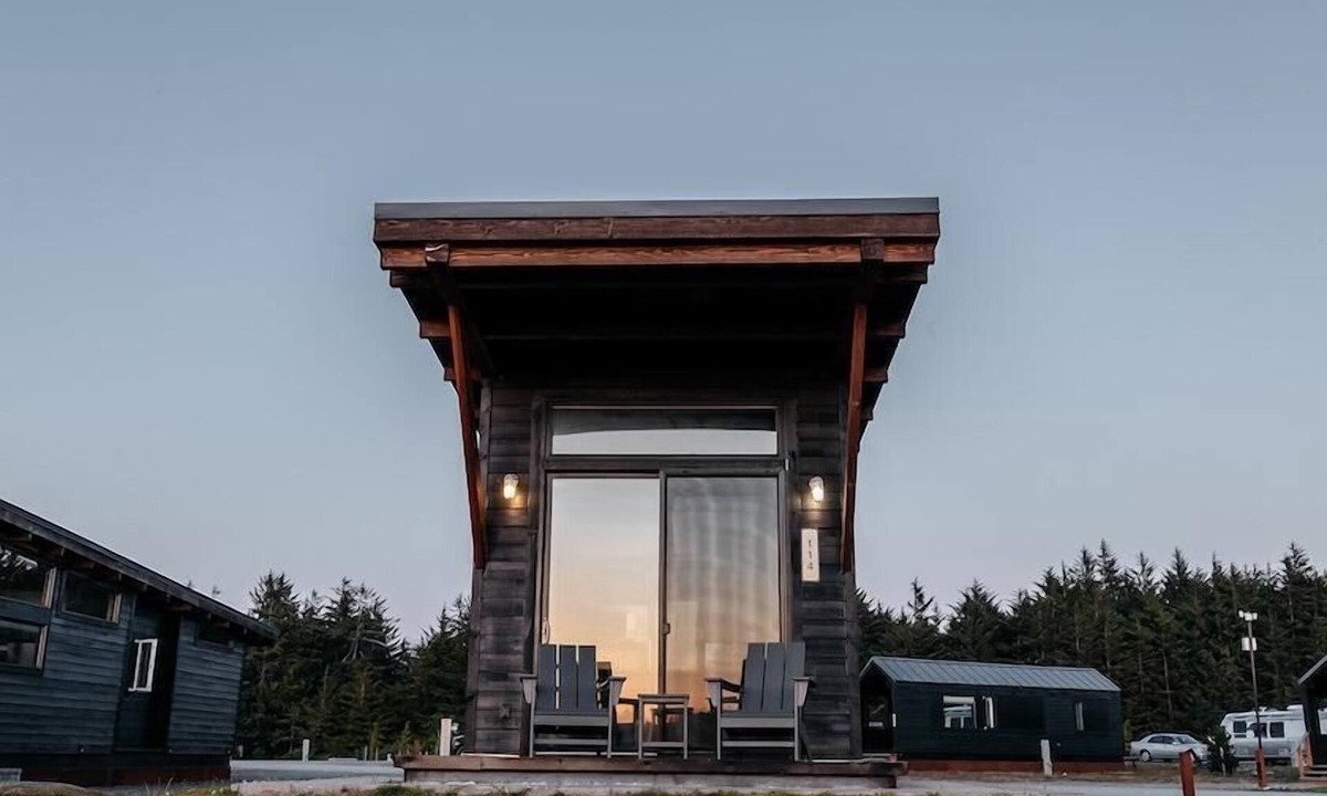 Coos Bay Cabin | Waterfront Drift Cabin - Our Drift cabin is light and airy with a spacious living room. Private bedroom with King bed, living room has large sofa sleeper. Sleeps 4.