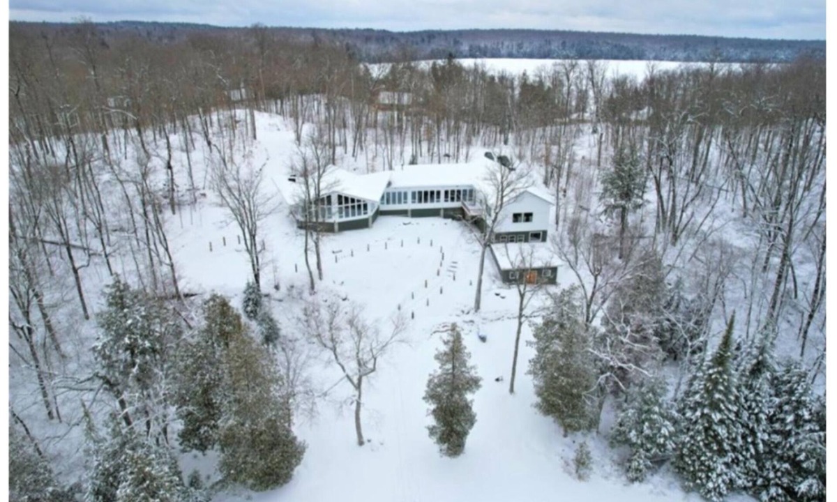 Rye House | Waterfront Estate for Unforgettable Gatherings, Family Reunions, Peaceful Escape