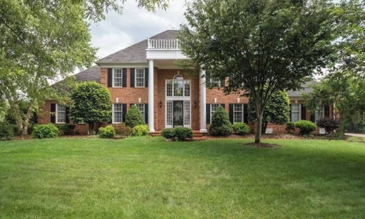 Spotsylvania House | Waterfront Executive Retreat House