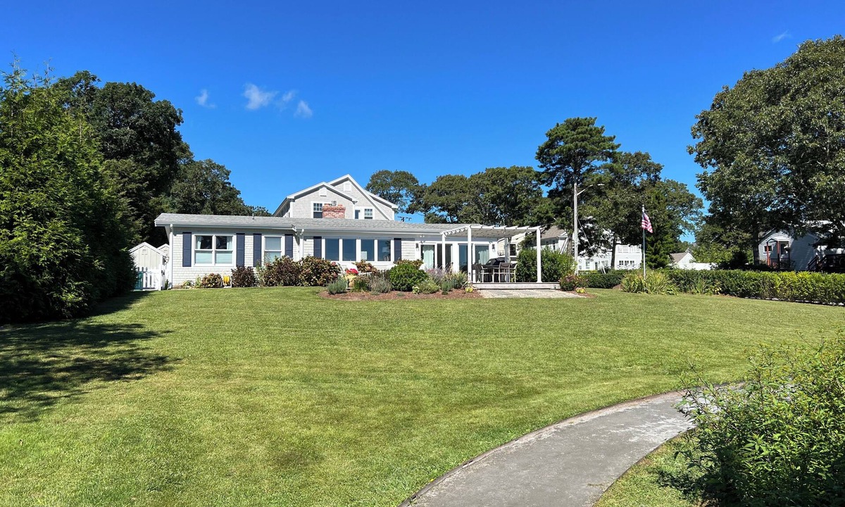 Popponesset House | Waterfront Gem: Hot Tub, Fire Pit & Private Beach!n3 Bed, 1.5 Baths, Sleeps 6