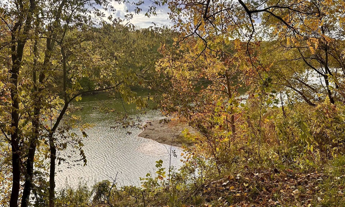 Frankfort RV Rental | Waterfront Glamping on Kentucky River
