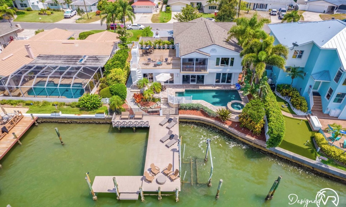 Harbor Hills House | Waterfront * Heated Pool * Game Room *