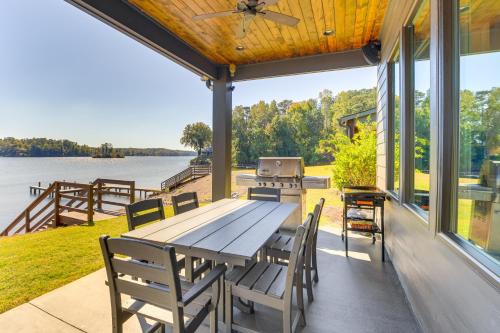 Alexander City House | Waterfront Home in Alex City, Near Auburn