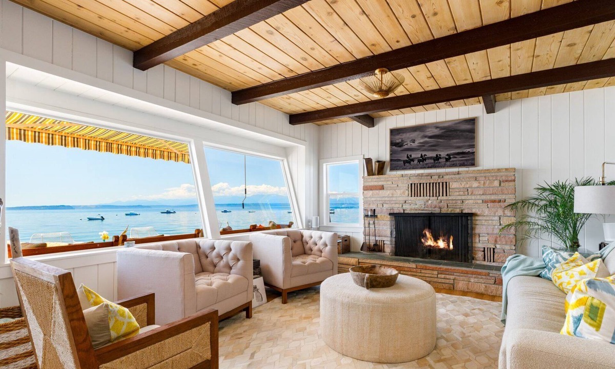 Freeland House | Waterfront Home Whidbey Island