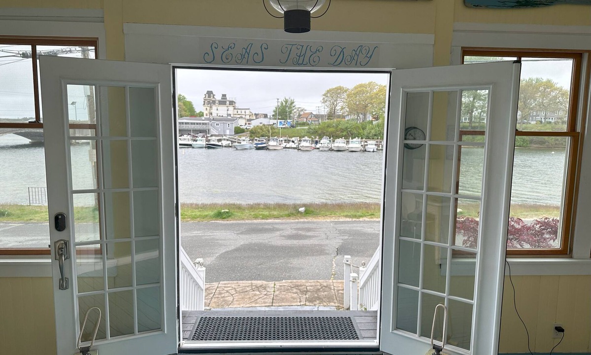 Buzzards Bay House | Waterfront Home with Game Room, Kayaks, near beach
