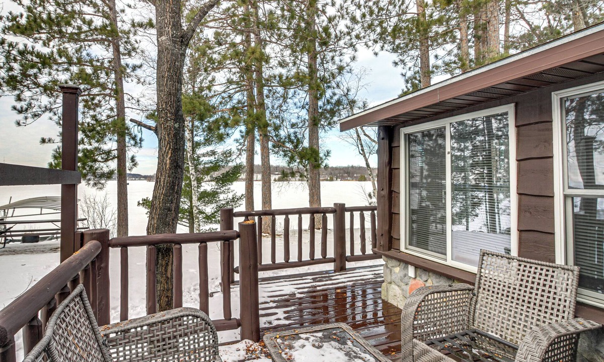 Walker Cabin | Waterfront Leech Lake Cabin w/Boat Dock + Lift