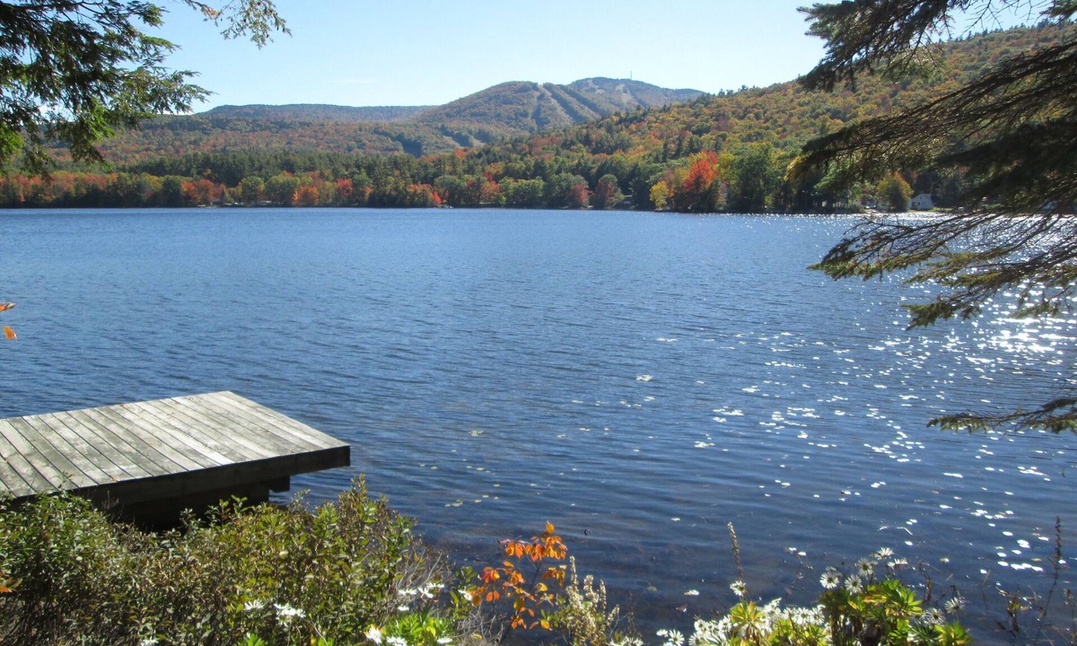 Sunapee House | Waterfront Log Cabin with Mt. Sunapee Views