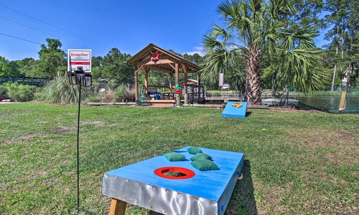Midway House | Waterfront Midway Home w/ Sunroom & Large Yard