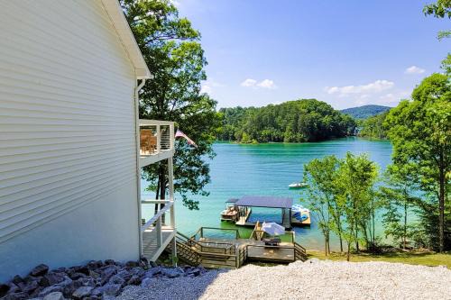 Maynardville House | Waterfront Norris Lake Gem Sleep 11 Dock Fire Pit