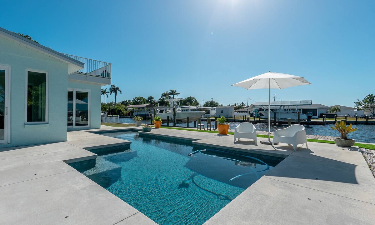 Bradenton House | Waterfront oasis, sunsets, heated pool, hot tub, boat dock, near boat ramp