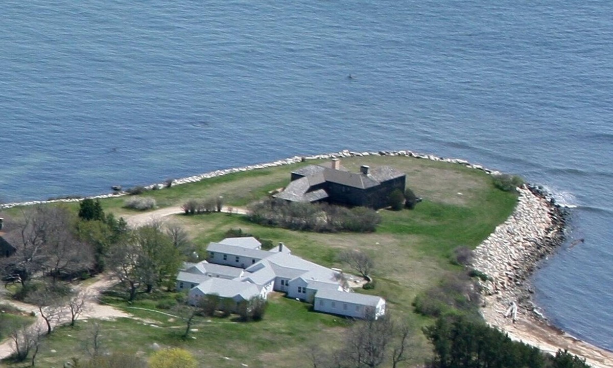 Old Lyme Cottage | Waterfront on Long Island Sound