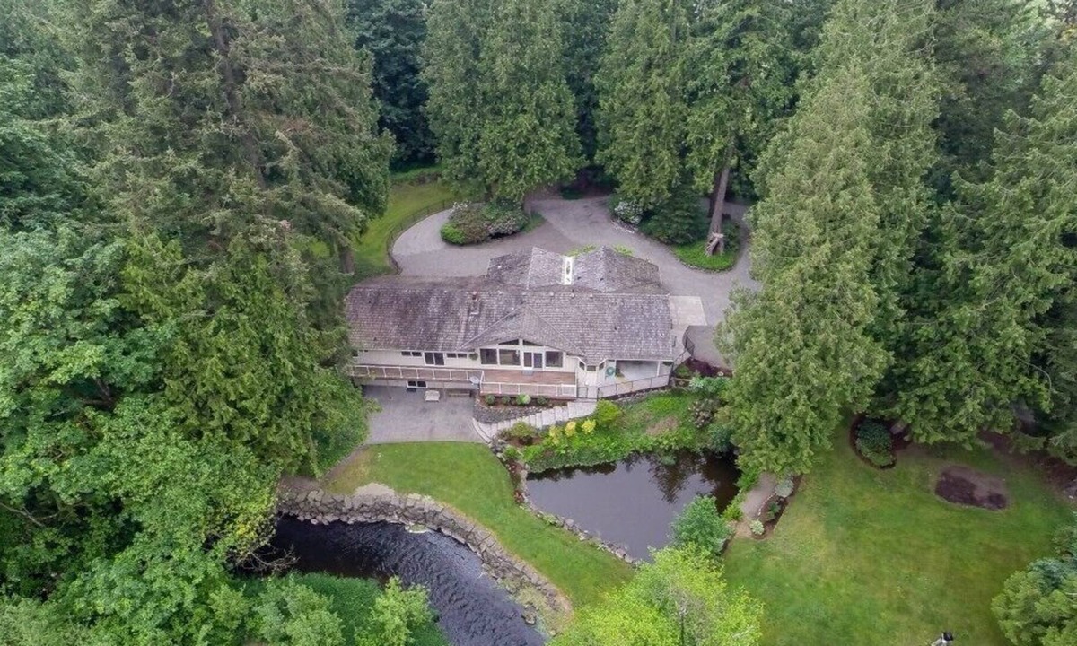 Tacoma House | Waterfront Paradise Home + BBQ + Sauna!
