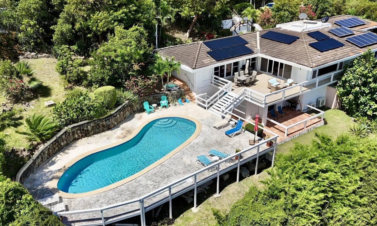 Nazareth House | Waterfront,Private home&pool,Breathtaking Views,Great Location. Enjoy paradise!