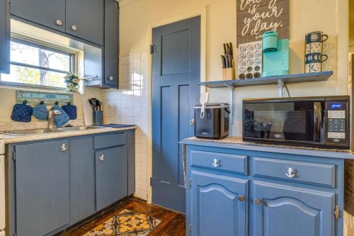 Monticello House | Waterfront Relaxation! Monticello Home w/Deck