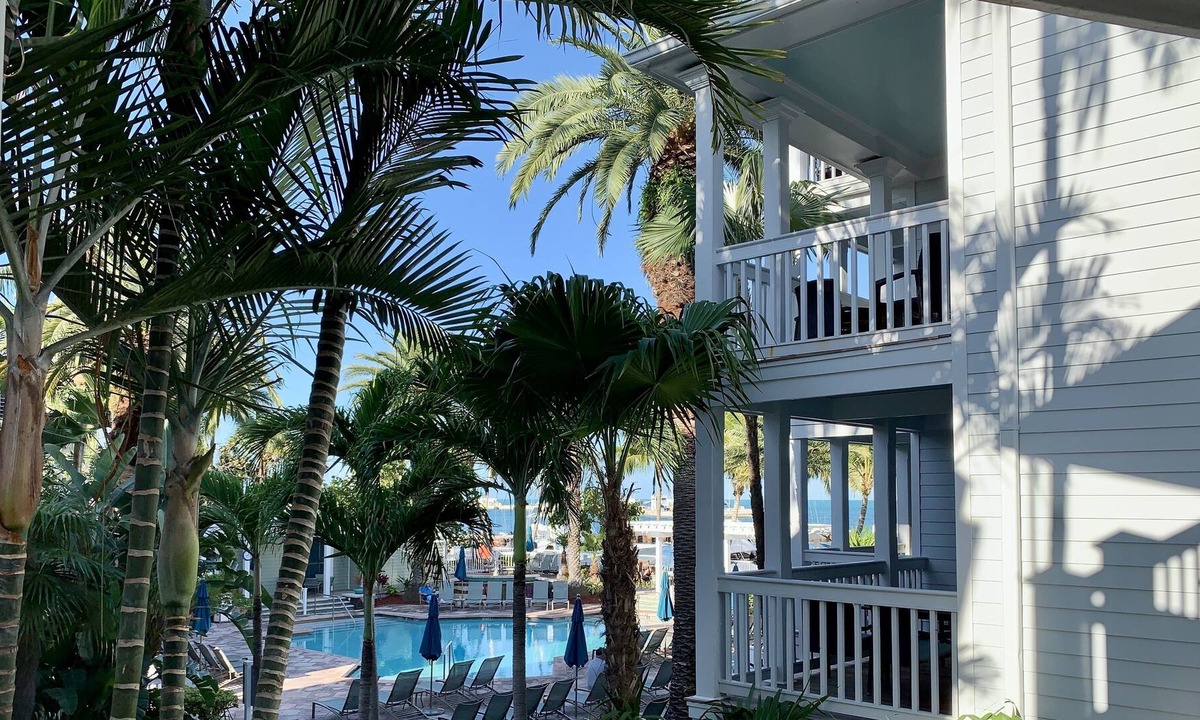 Truman Annex Resort | Waterfront Retreat, Offshore Races, 3 Nights, Sleeps 6, Pool, Hot Tub, Hyatt