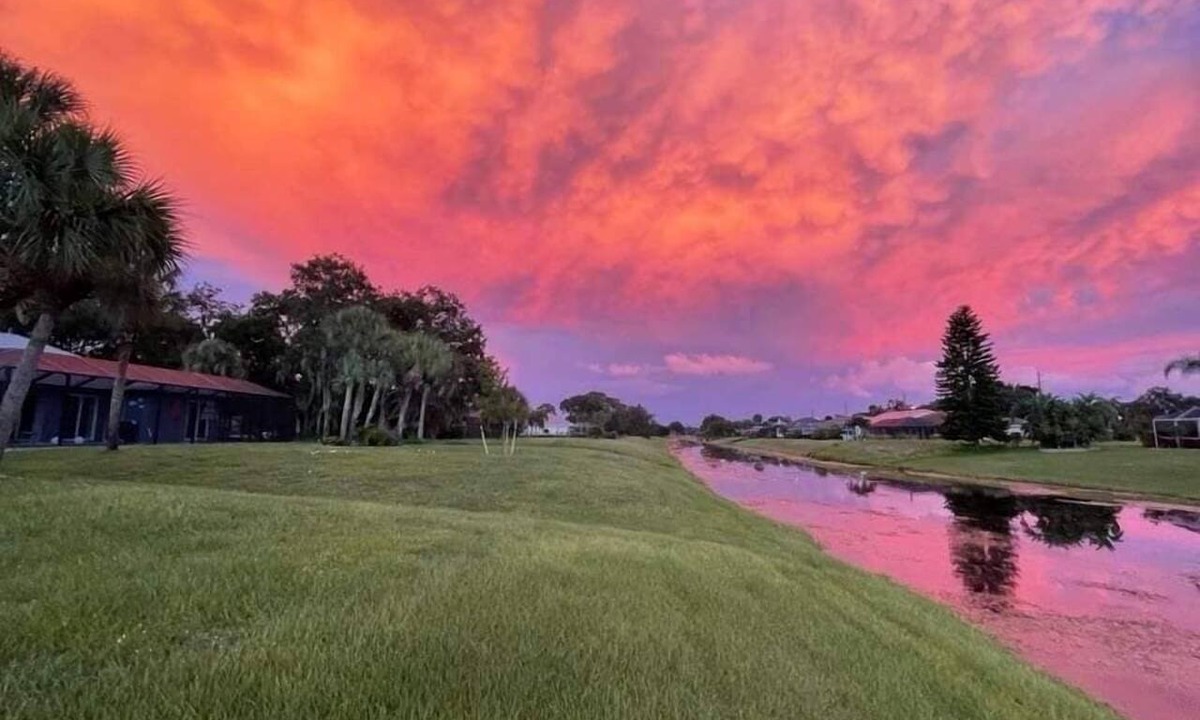 Oakland Hills Condo | Waterfront Retreat in Rotonda West golf community