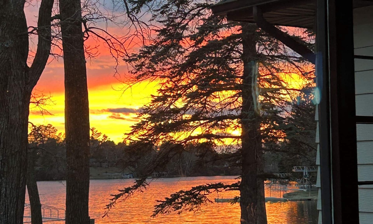 Park Rapids House | Waterfront right in town. 200 ft. of clear shoreline. On an acre lot.