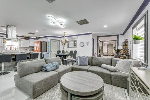 Slidell House | Waterfront Slidell Home w/Patio: 3 Mi to Beach!