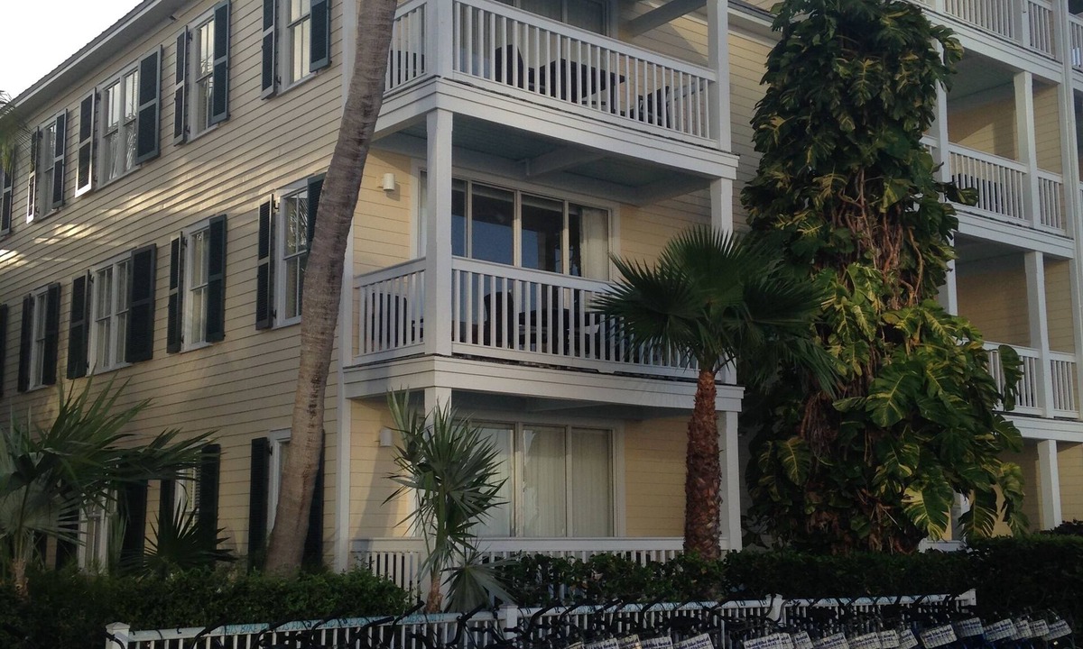 Truman Annex Condo | * Waterfront - Two Blocks From Duval Street & Mallory Square*