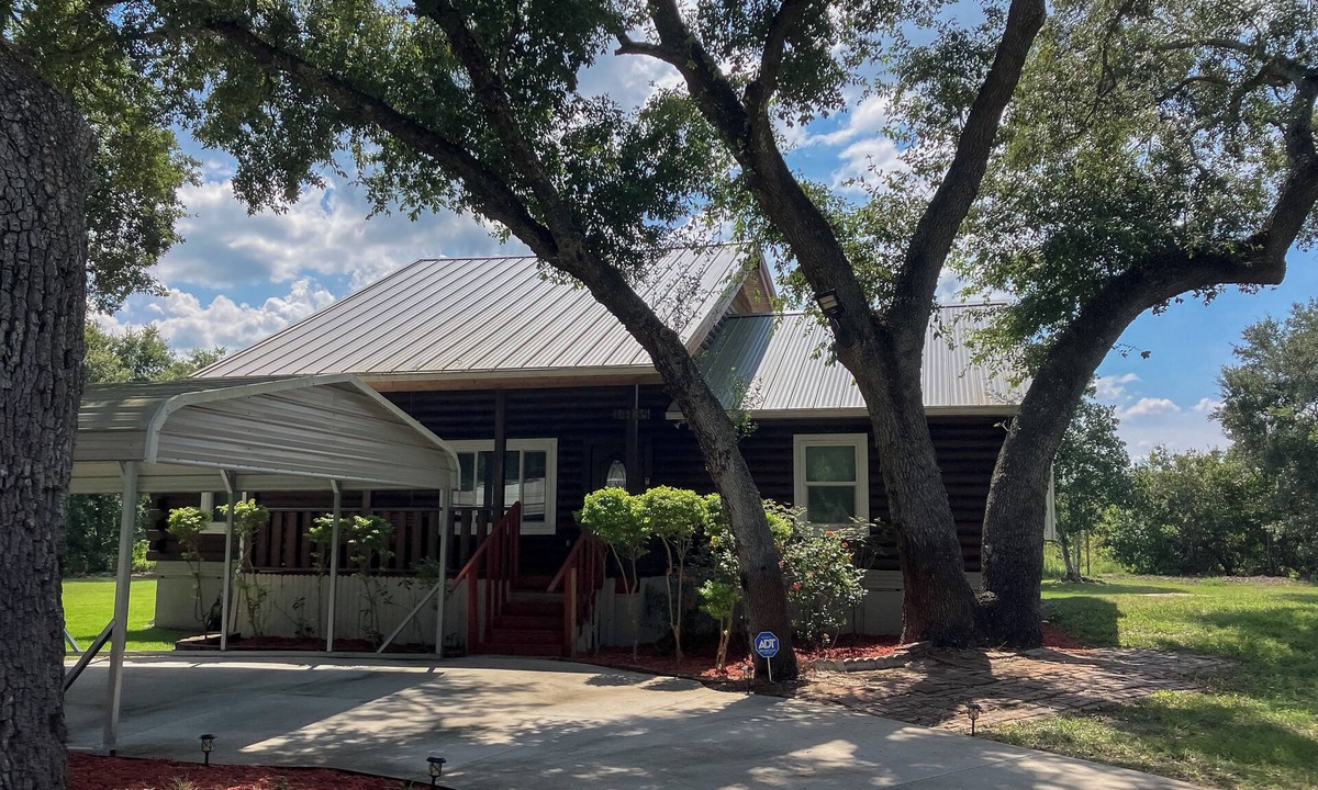 Groveland House | Waterfront Views! Countryside Cabin in Clermont