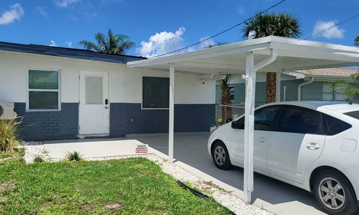 Signal Cove House | Waterside Serenity - On a scenic canal with dock & direct Gulf access
