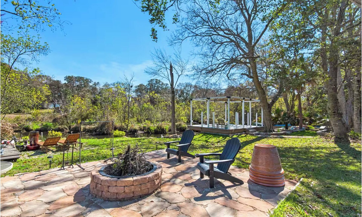 Wright House | Waterside- Spacious home, Dock, Bunks -Sleeps 13