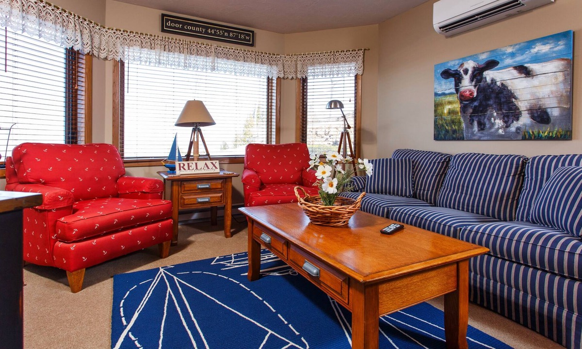 Egg Harbor Condo | Waterview condo located at The Landmark Resort!
