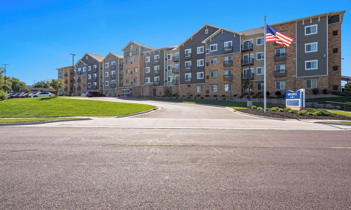 Overland Park Apartment | WaterWalk Extended Stay by Wyndham Kansas City - Overland Pk
