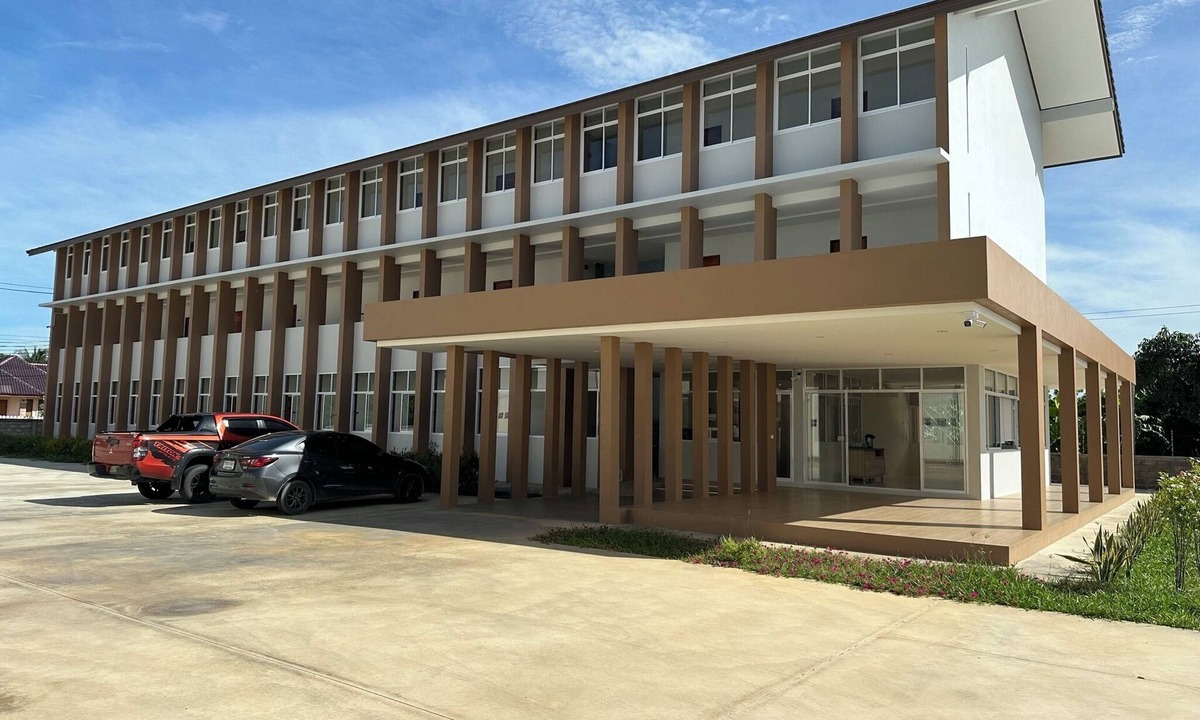 Tha Yang Hotel | Wattana House