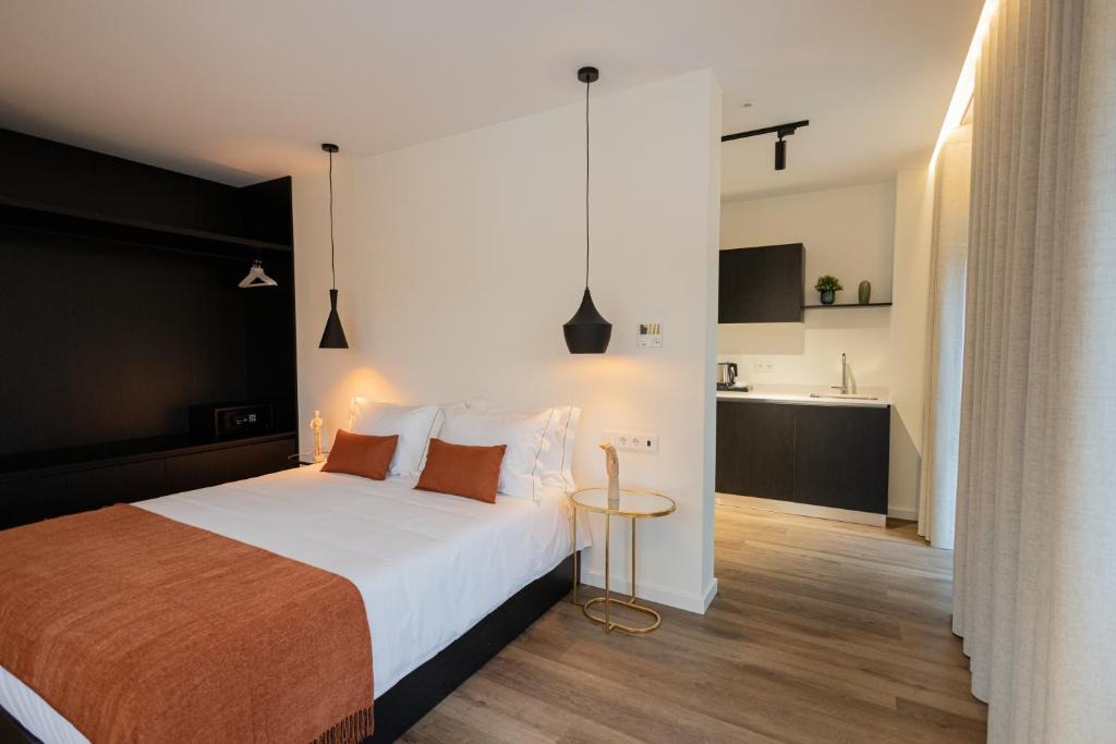 Seia Hostel | Watts House
