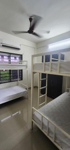 Kakkanad Hotel | Wave