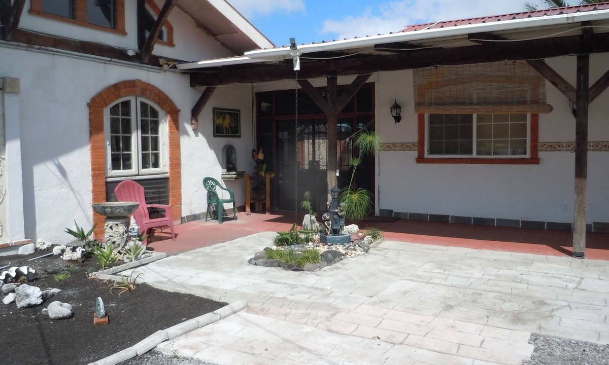 Keaau House | We have stopped talking reservations after Dec 16 , 2025