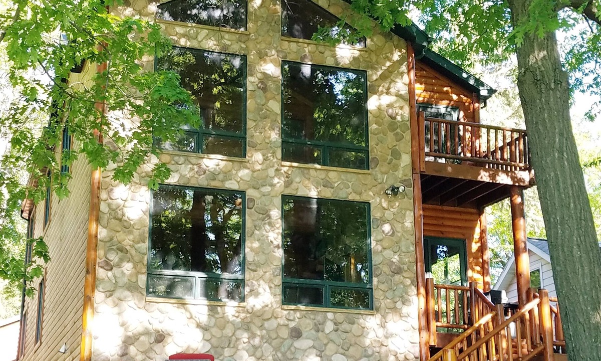 Ripon Cabin | Weekly Rentals! 7 Bed 4 Bath Home with Sunset Views!