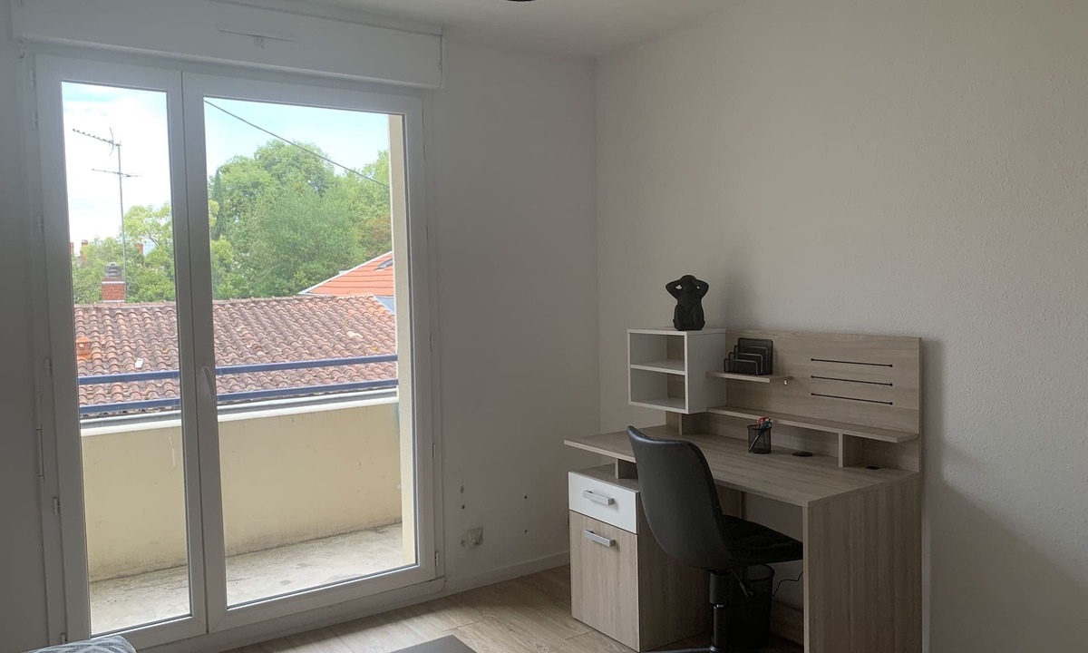 Talence Apartment | WEEKLY STUDIO NEAR BORDEAUX