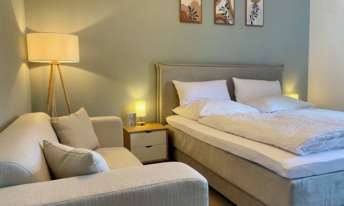 Kulmbach Apartment | Weiher apartment with terrace & parking space