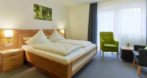 Veldenz Bed & Breakfast | Weinhaus am Schieferfels