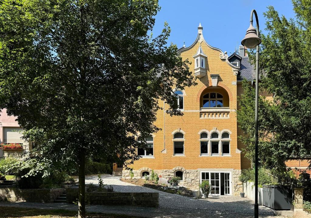 Naumburg Apartment | Weinvilla 1901