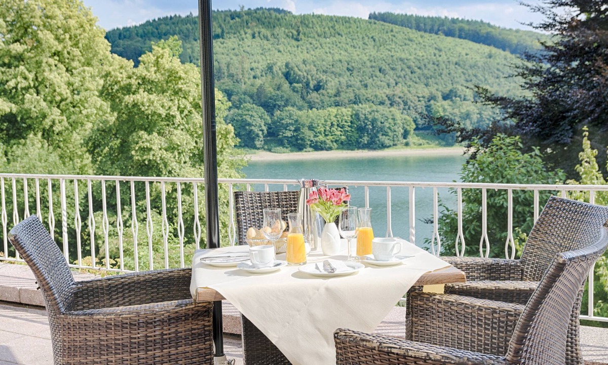 Meschede Hotel | Welcome Hotel Meschede/Hennesee