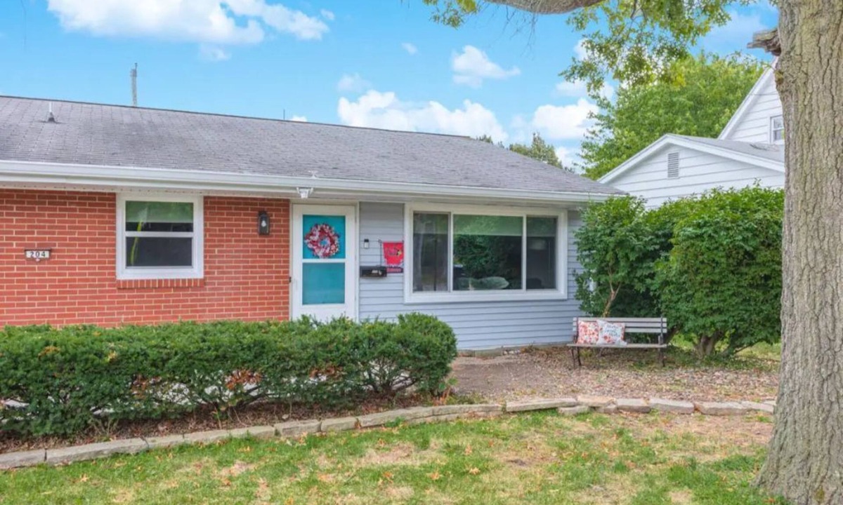 Normal House | Welcome to Redbird Ranch: A Campus Retreat at Illinois State next to the Arena