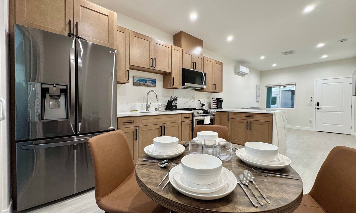 Huntington Beach Condo | Welcoming 2-bedroom condo with AC in Huntington Beach