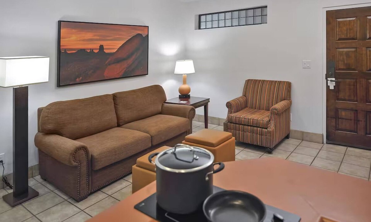 Sedona Resort | Welcoming Room w/Patio Near Tlaquepaque Arts & Craft Village – 0.3 Miles away