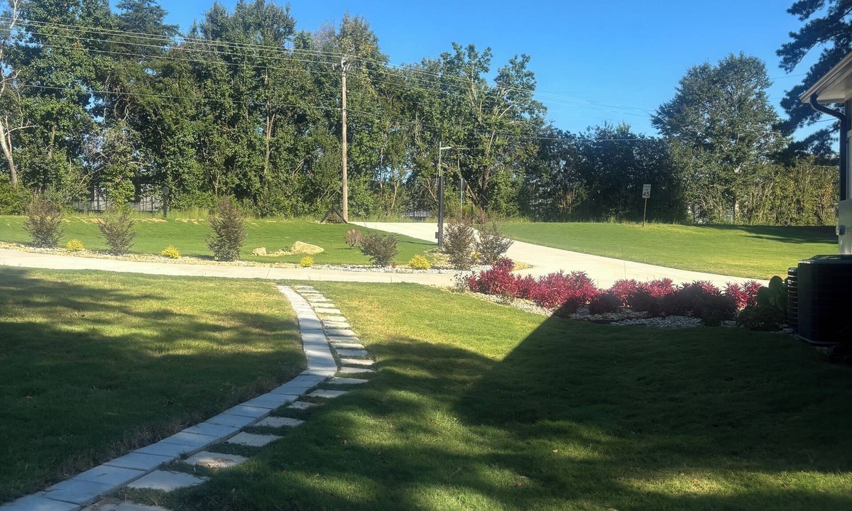 McDonough Apartment | Well-appointed 2-BDRM Private Luxury Apartment Home in McDonough.