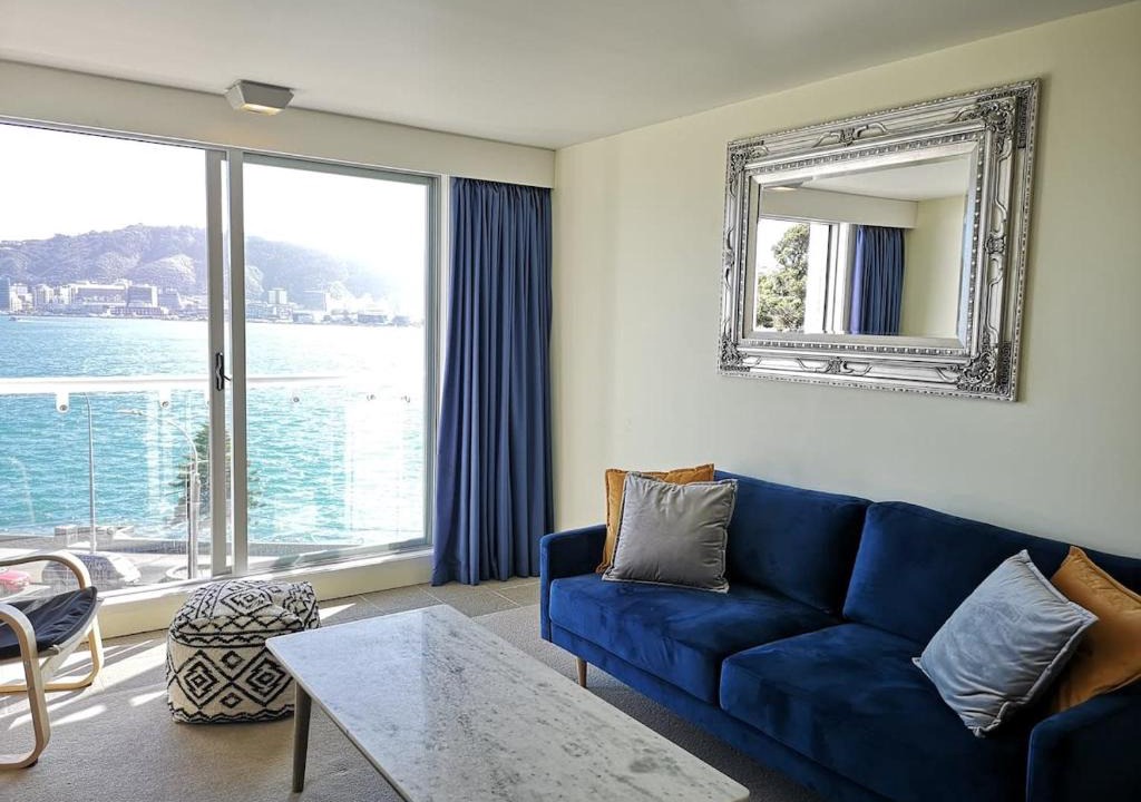 Oriental Bay Apartment | Wellington Waterfront, Exceptional Harbour Views