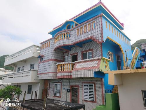 Lanyu House | Wen Zhong Hostel